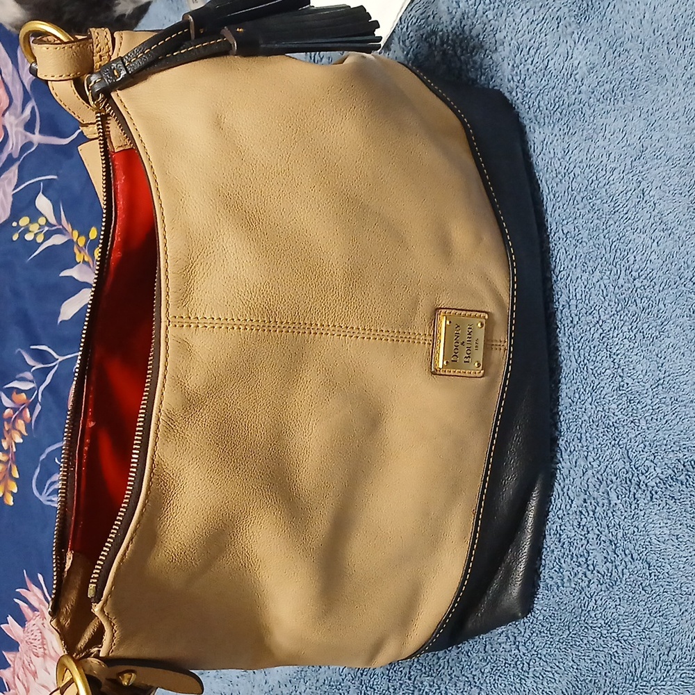 Dooney and Bourke Leather Purse